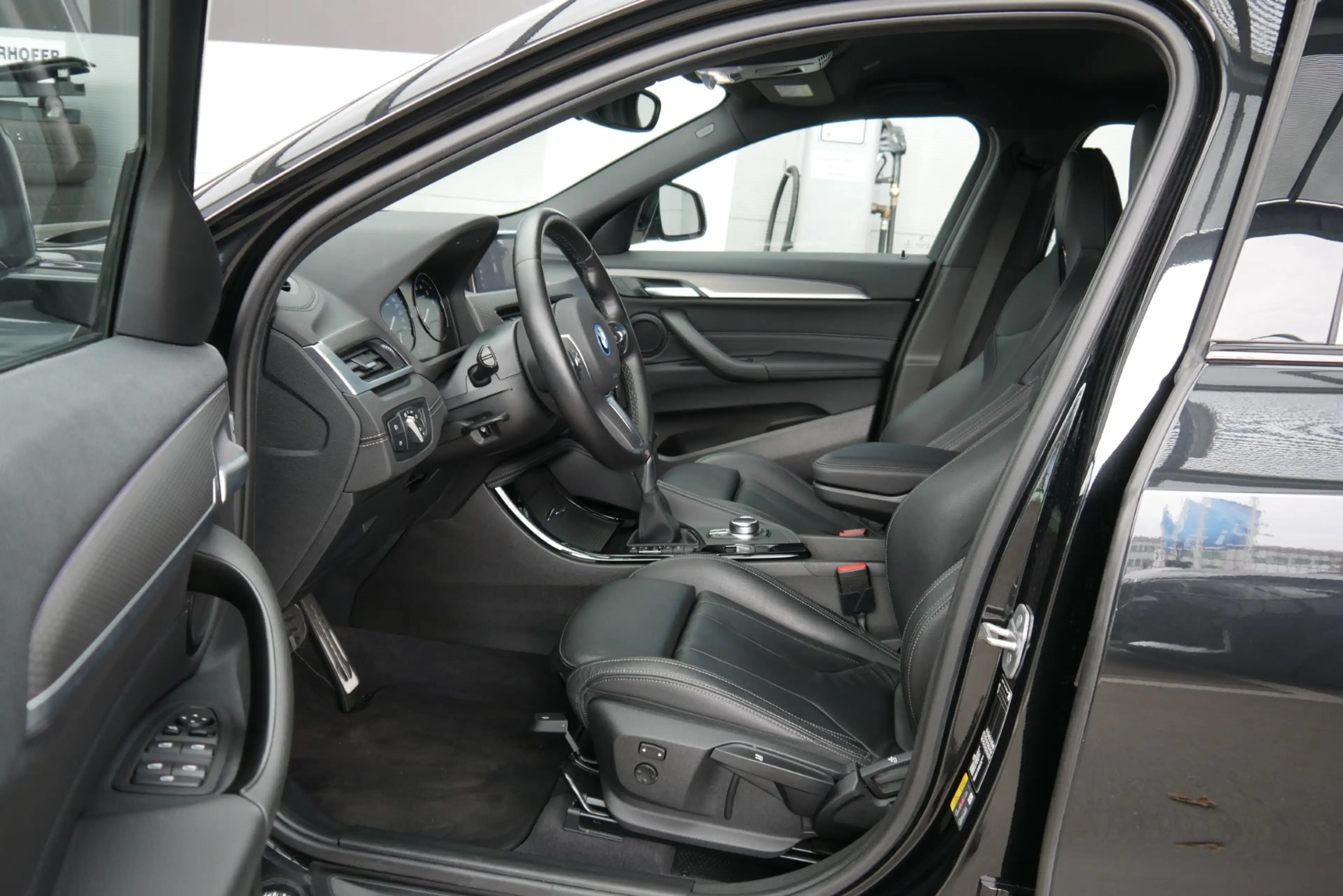 BMW X2 xDrive25e *M-Sport/ACC/M-Sitz/Navi-Pro/LED/Lenkradhzg./RFK* — photo 7