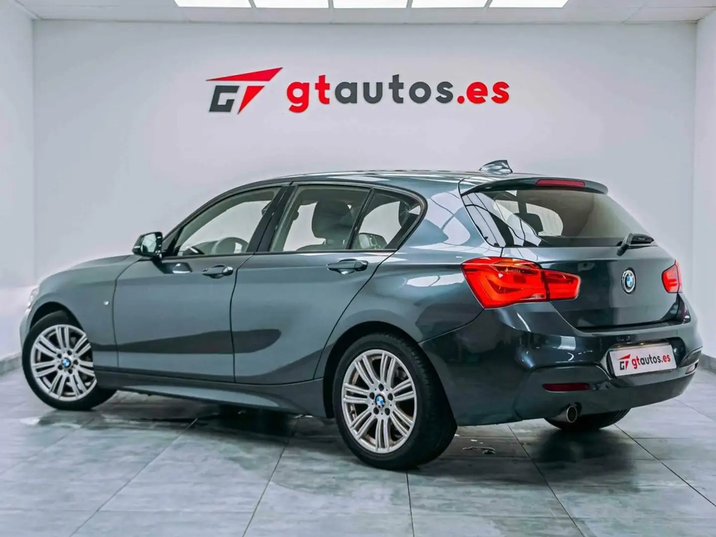 BMW 116 116d M Sport Gris - 2