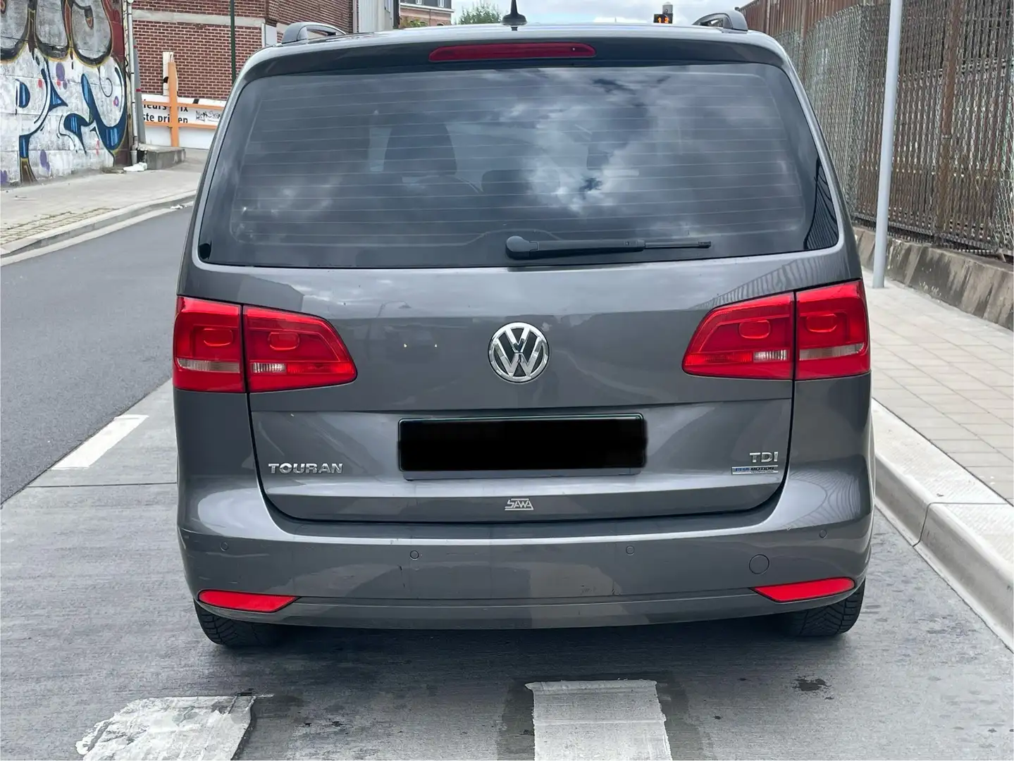 Volkswagen Touran 1.6 CR TDi/ DSG/ 7 PLACES/ EXPORT Grijs - 2