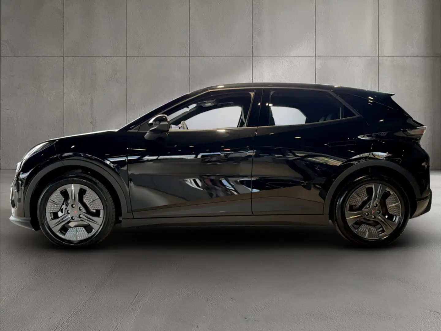 CUPRA Raval PLUS 37 kWh 99 kW/135 PS Schwarz - 2