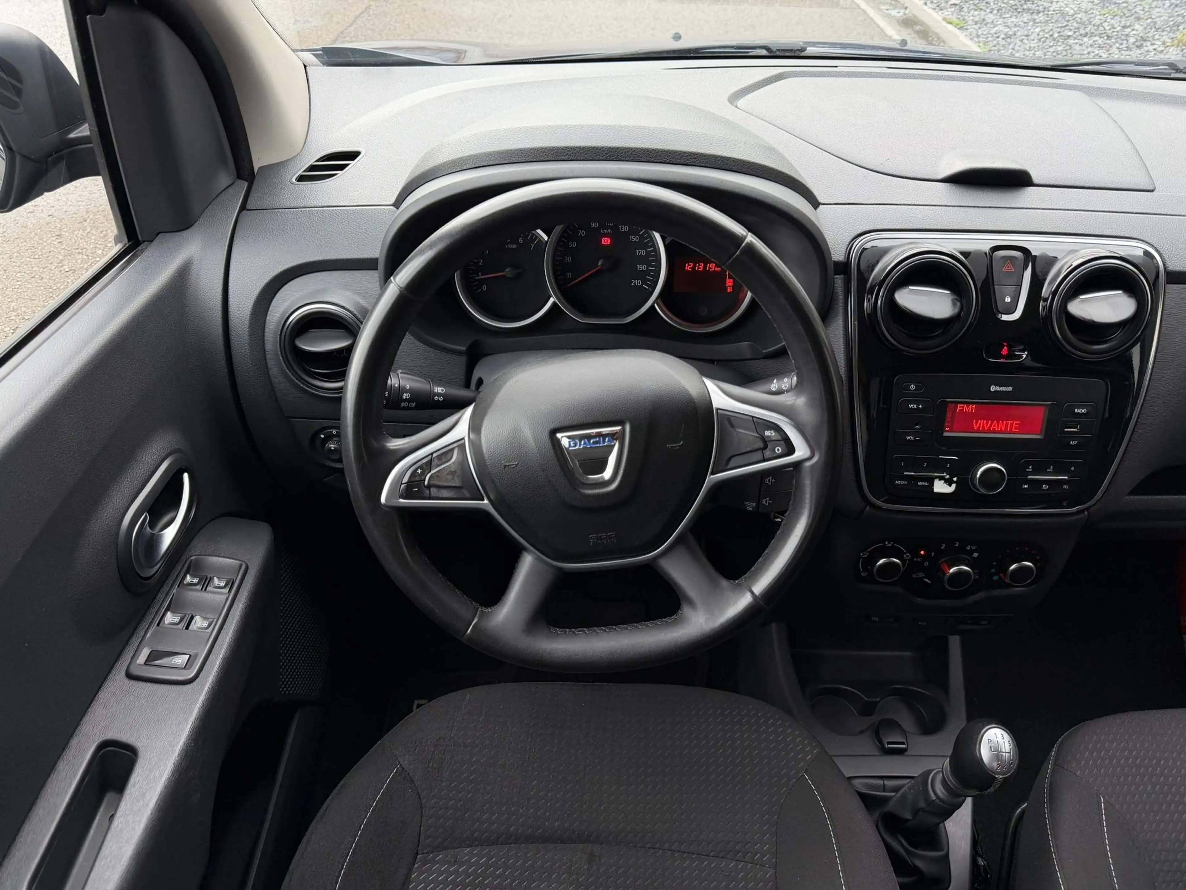 Dacia Lodgy 1.5 dCi 110 Anniversary Clim/Cruise/Jantes/GAR12 Mois — photo 13