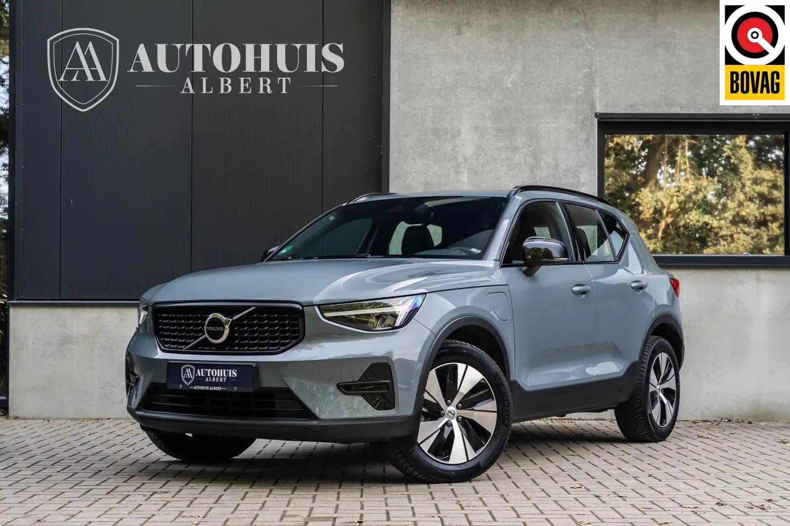 Volvo XC40 1.5 T4 Recharge Plus Dark H&K Thunder Grey Memory Grijs - 1