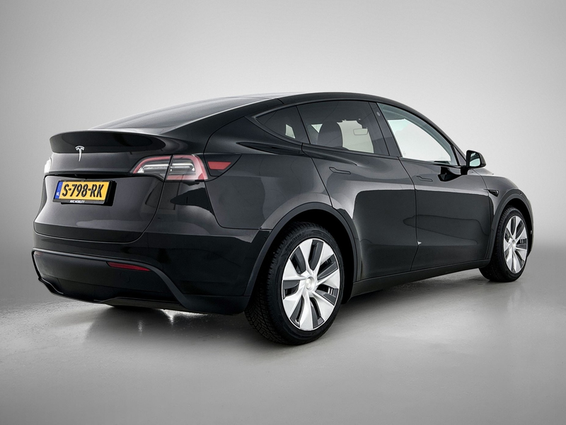 Tesla Model Y Long Range AWD 75 kWh | Navi | Clima | Leder | — photo 4