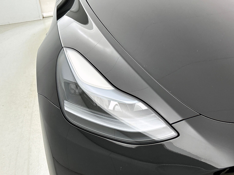 Tesla Model Y Long Range AWD 75 kWh | Navi | Clima | Leder | — photo 14