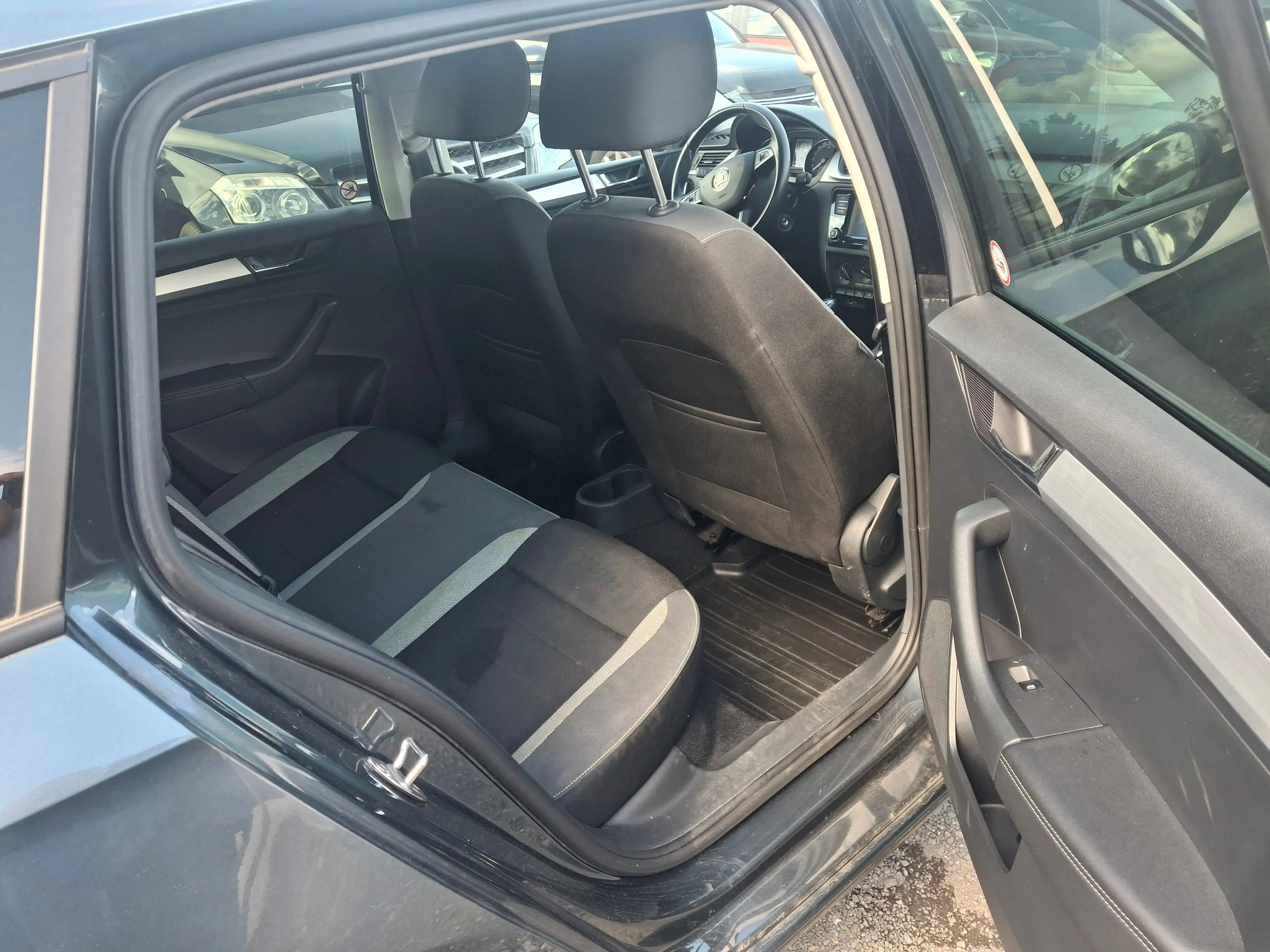 Skoda Rapid/Spaceback Ambition — photo 11