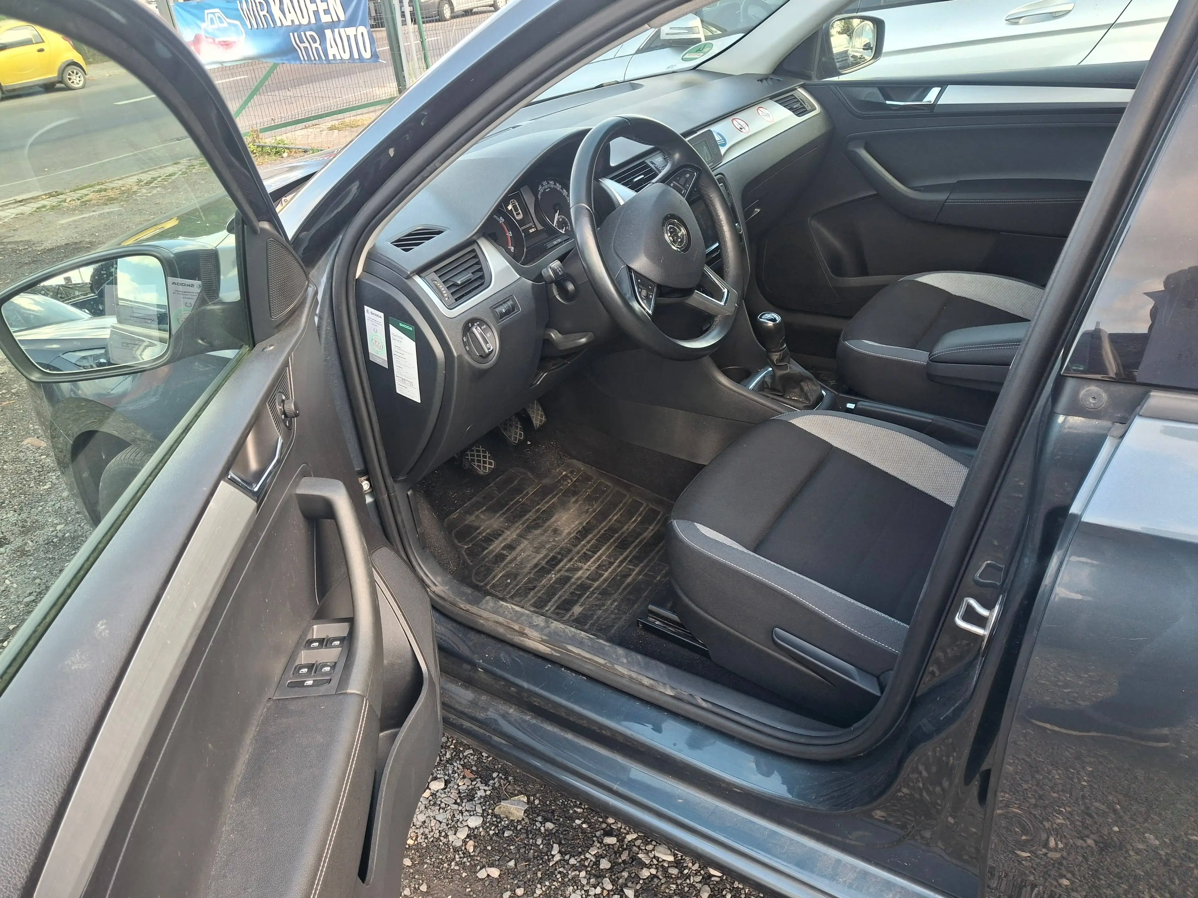 Skoda Rapid/Spaceback Ambition — photo 8
