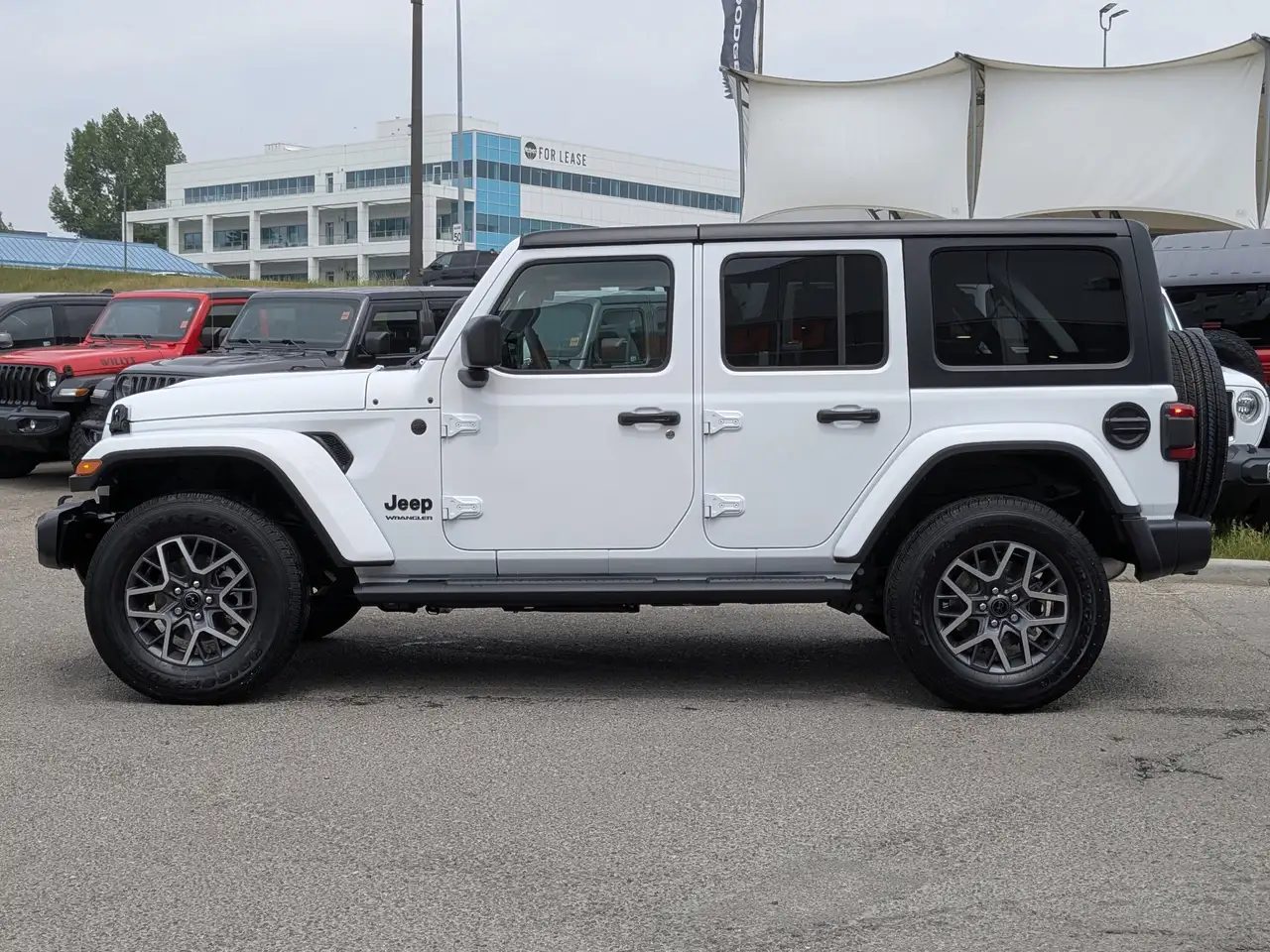 Jeep Wrangler снимка Jeep Wrangler