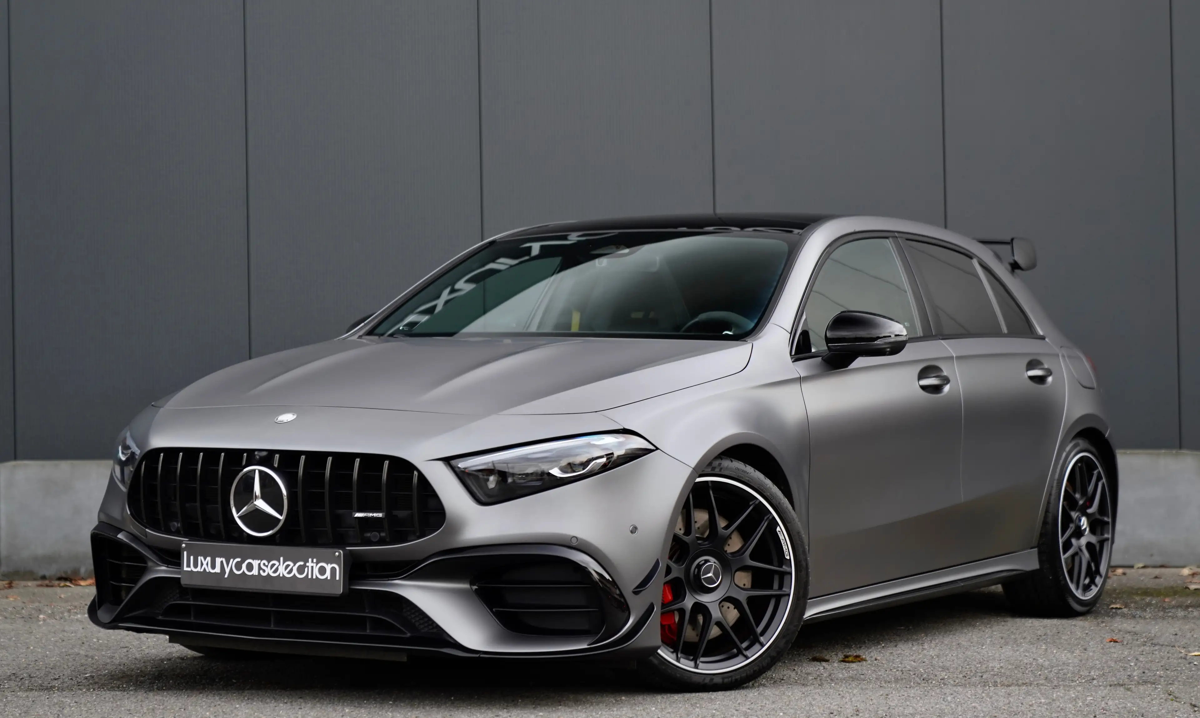 Mercedes-Benz A 45 AMG S 4Matic+ *MAGNO/AERO/PERFORMANCE/PANO/360/FULL* — photo 2