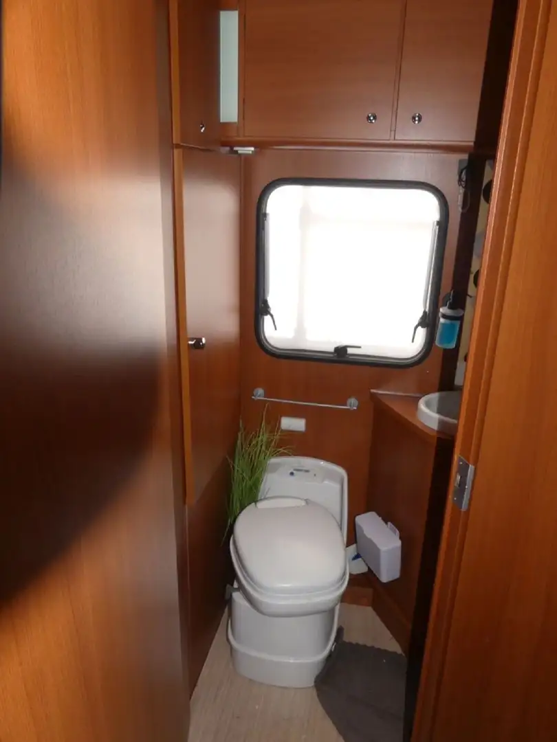 Fiat Ducato DUCATO McLouis Yearling Limited Edition White - 2