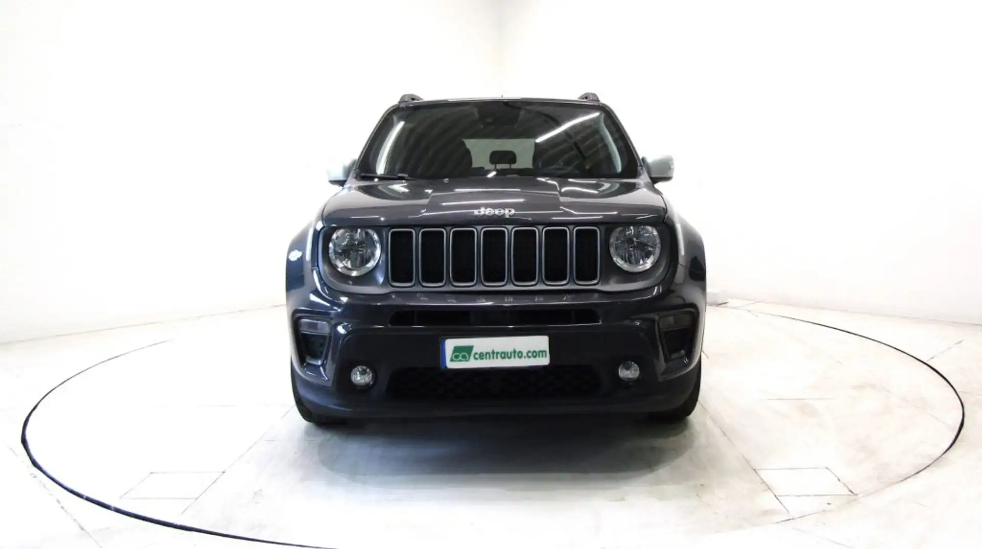 Jeep Renegade 1.5 Turbo T4 MHEV DCT 130CV 2WD AUT. Grau - 2