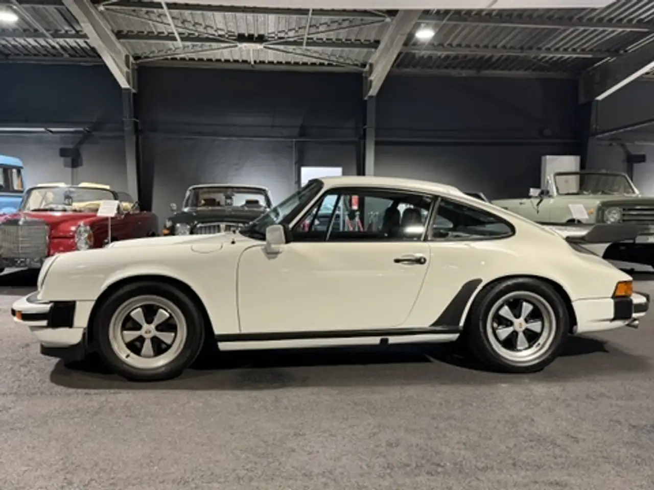 Porsche 911 SC Guter Zustand, Motor- u. Getriebrevision, komplette Historie, foto 6