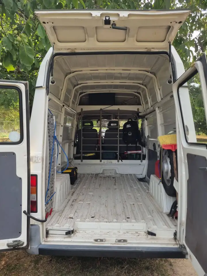 Nissan Trade, foto 7