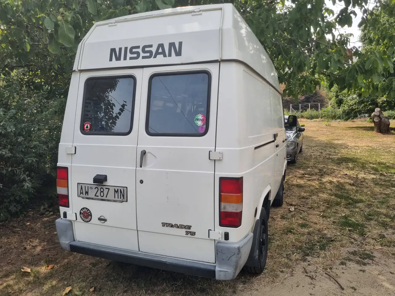 Nissan Trade, foto 2