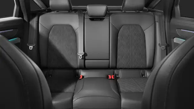 Audi A6 view 9