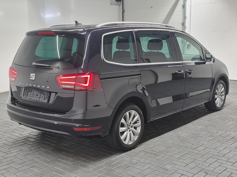 SEAT Alhambra 7-Sitzer/Bi-Xenon/Navi/SHZ/Kam/AHK/17LM — photo 4
