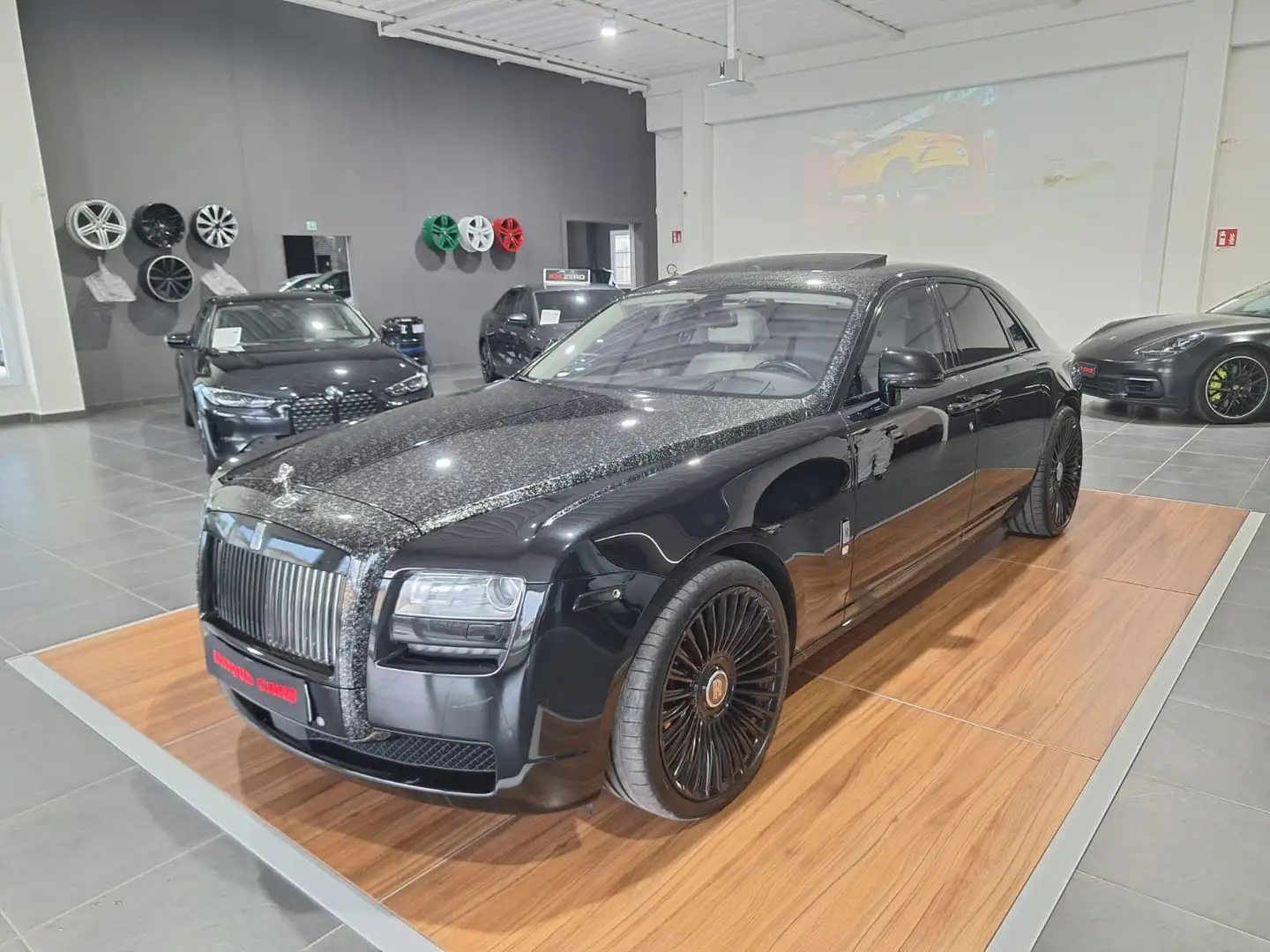 Rolls-Royce Ghost 6.6 V12 Negro - 1