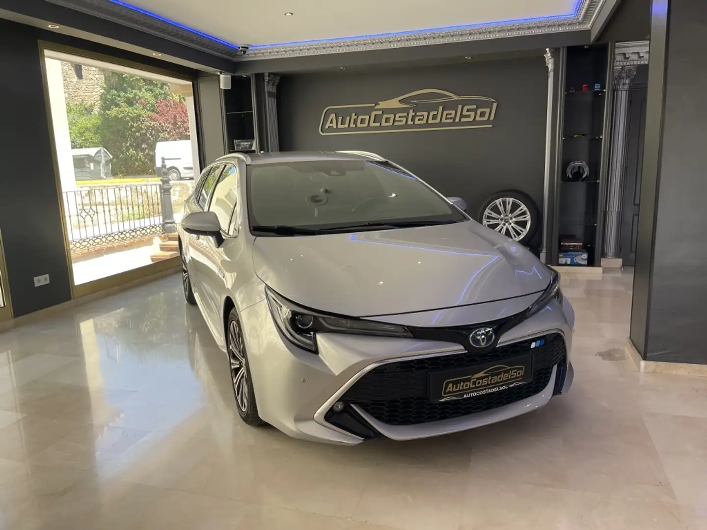 Toyota Corolla Touring Sports 125H Style Gris - 2