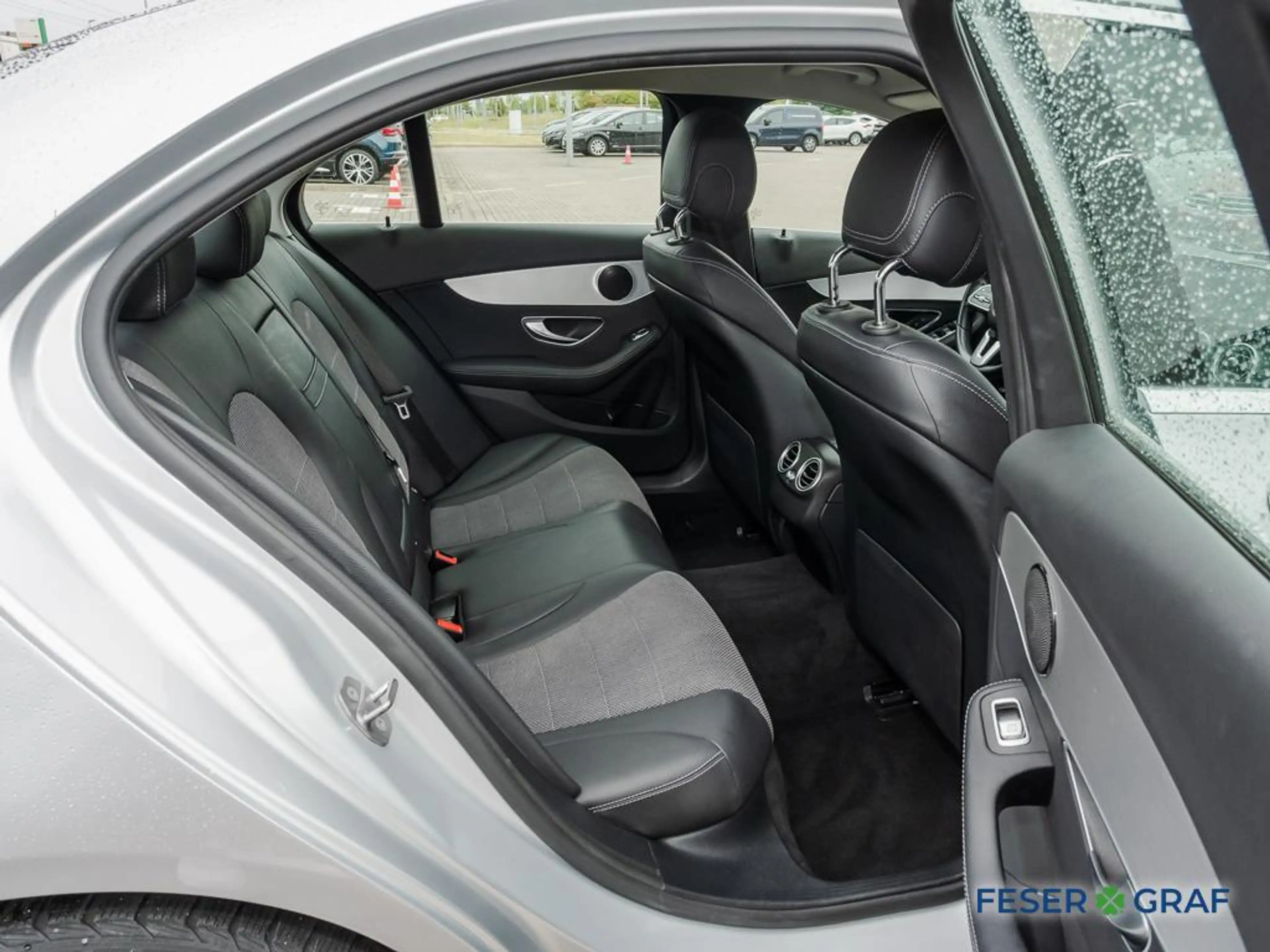 Mercedes-Benz C 220 C 220D Avantgarde/LED/Navi/Kamera/GRA/ — photo 7