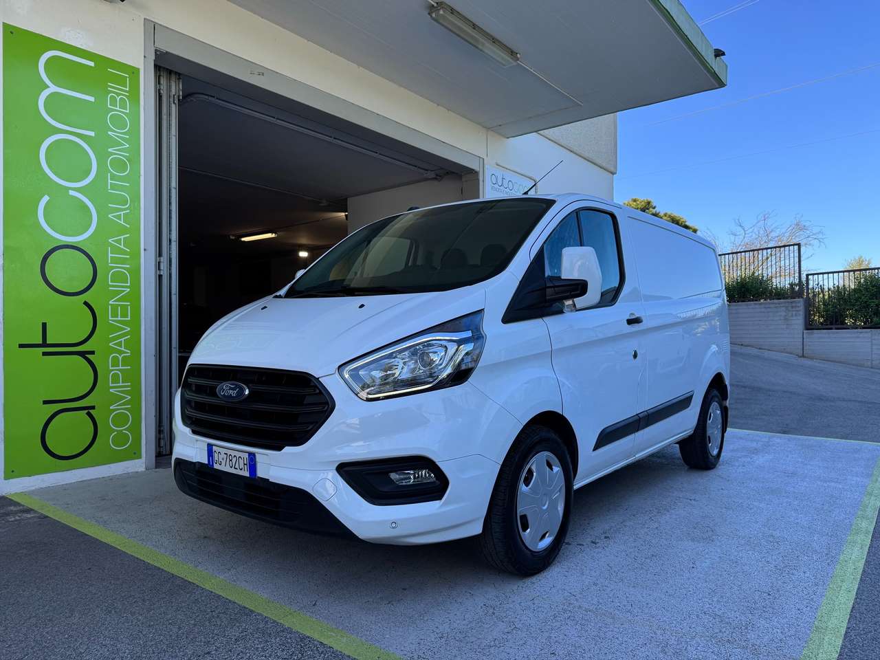 Ford Transit Custom 2.0 tdci 130 CV UNICO PROPRIETARIO GARANZIA 24 MESI IVA DEDUCIBILE