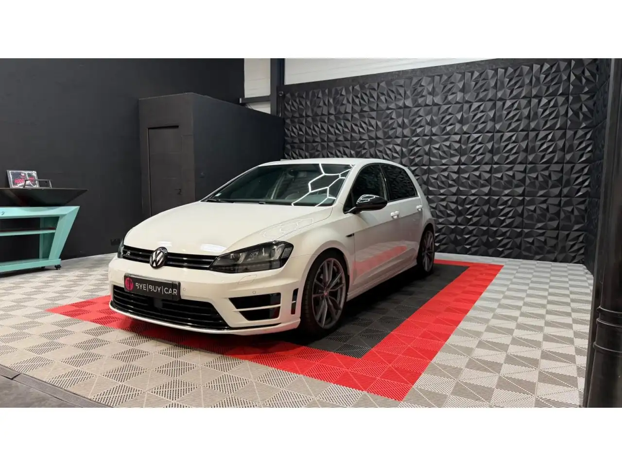 Volkswagen Golf R