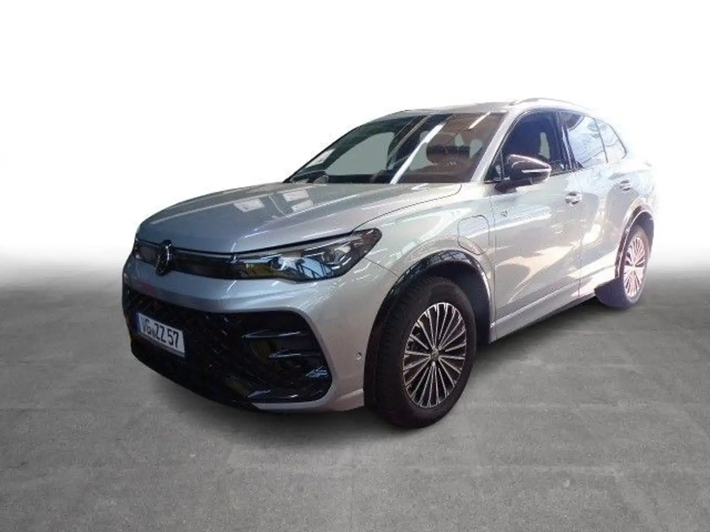 Volkswagen Tiguan 1.5 TSI eHybrid R-Line Black AHK IQ-LED Silber - 2