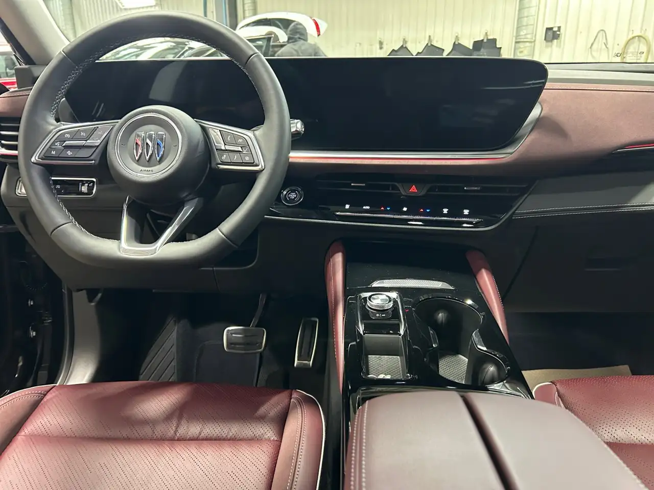 Buick Envision снимка Buick Envision