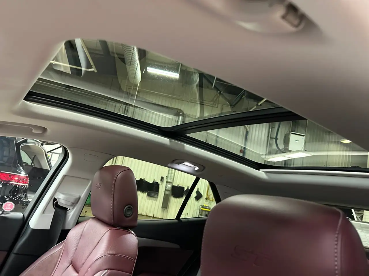 Buick Envision снимка Buick Envision