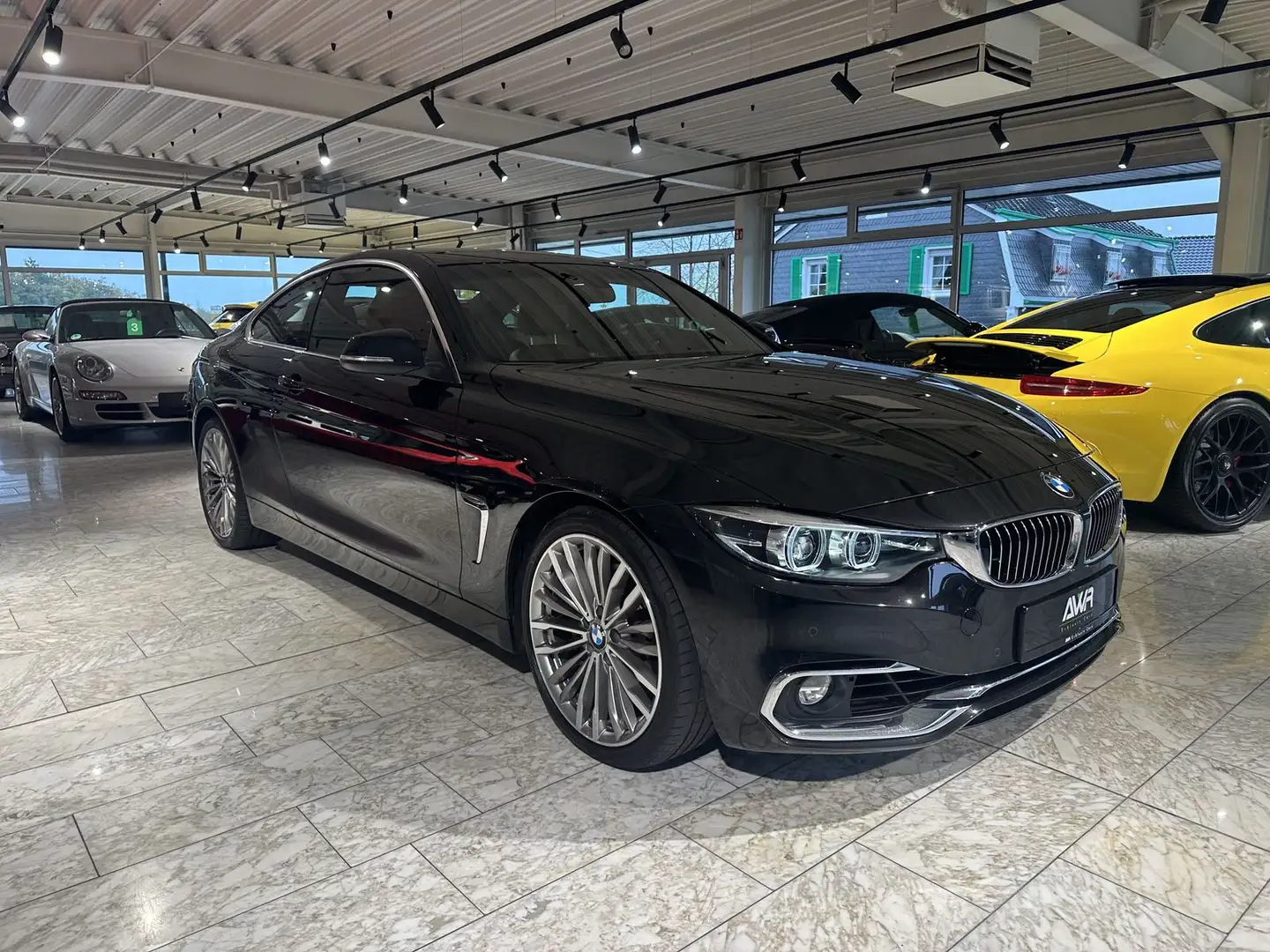 BMW 440 i LUXURY-LINE*E-AHK*LEDER-BRAUN*19"*LED*TOP! Schwarz - 2