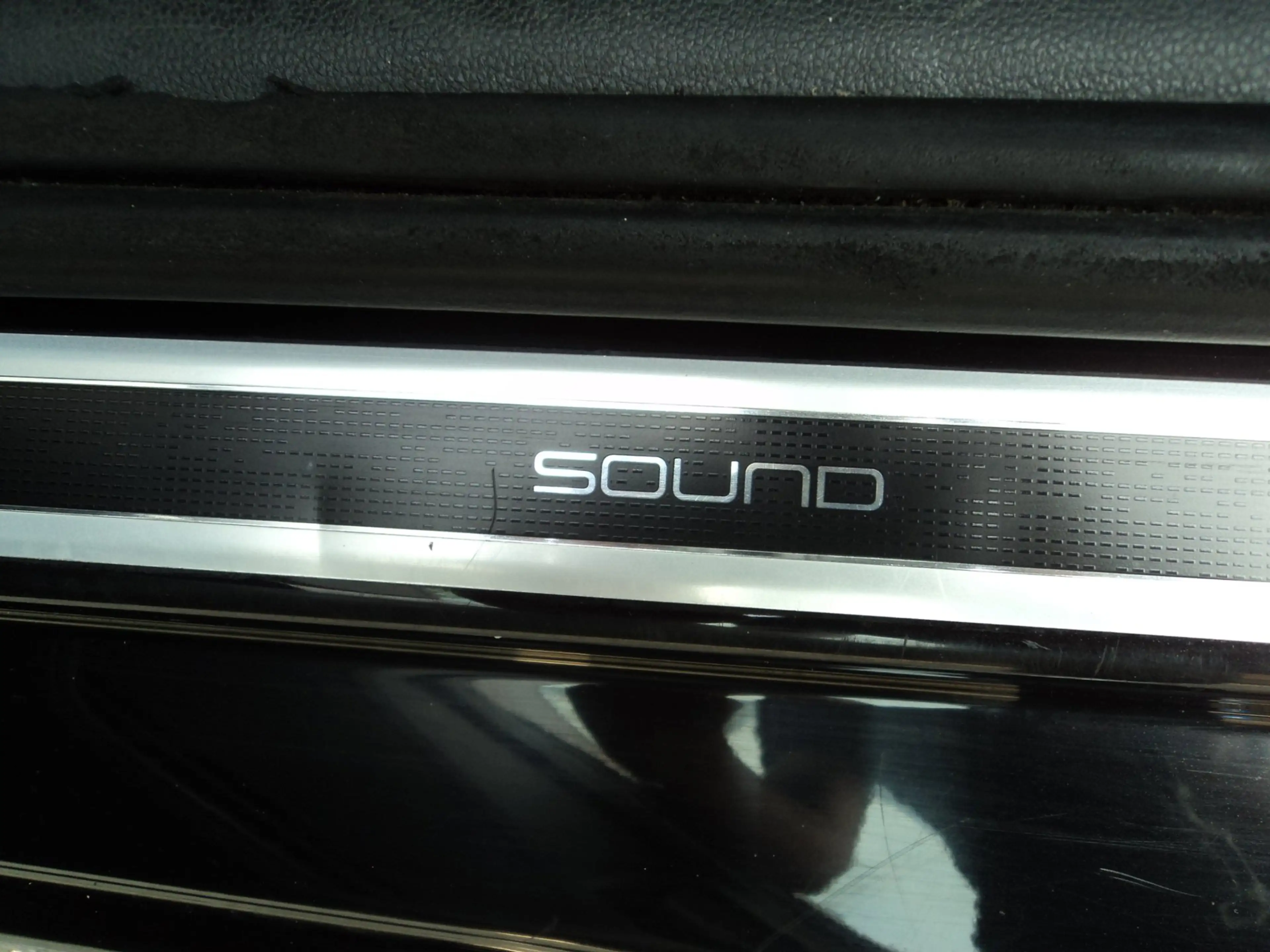 Volkswagen up! 1.0 BMT high up! Cruise PDC Stoelverwarming — photo 24