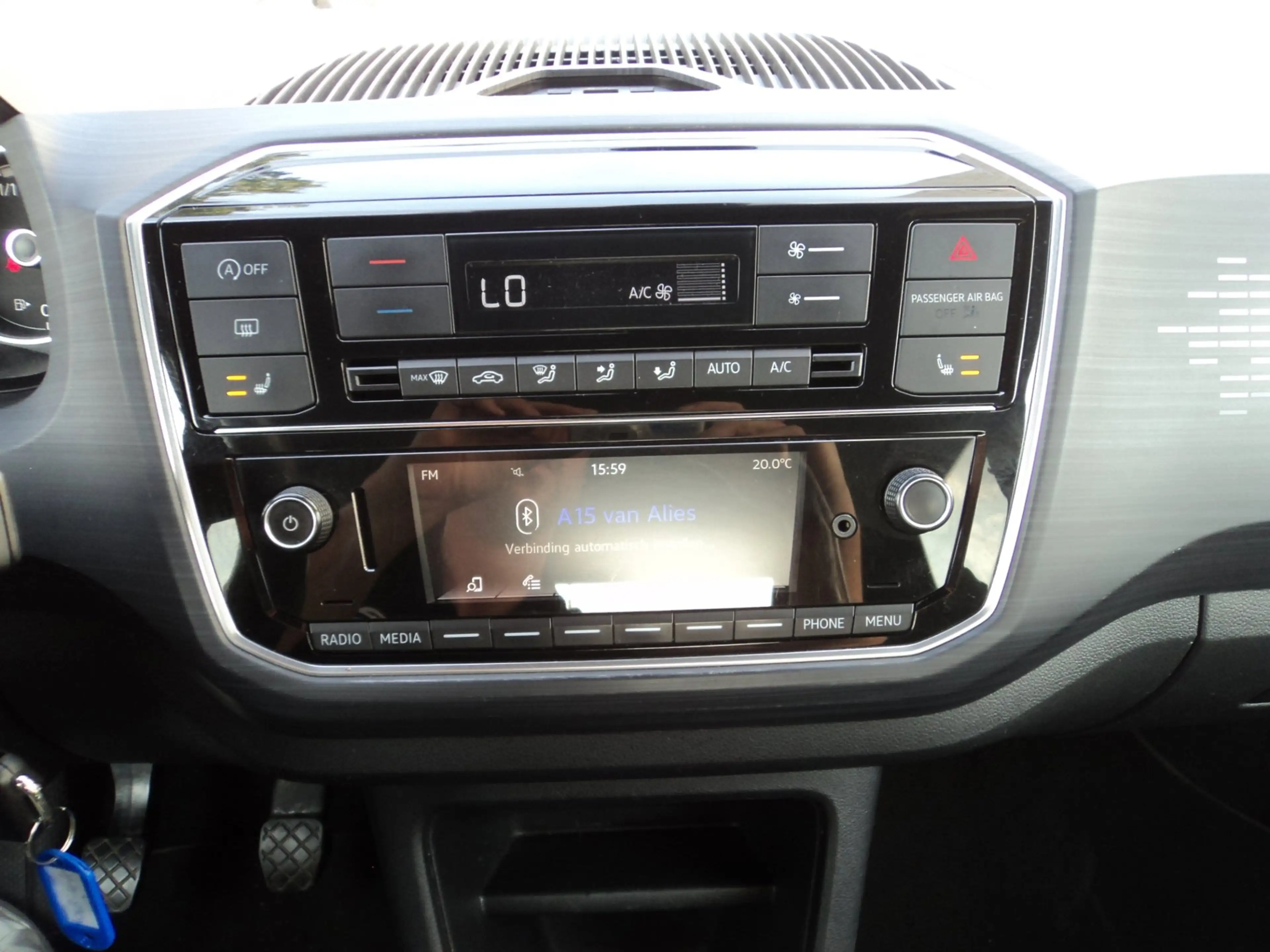 Volkswagen up! 1.0 BMT high up! Cruise PDC Stoelverwarming — photo 19