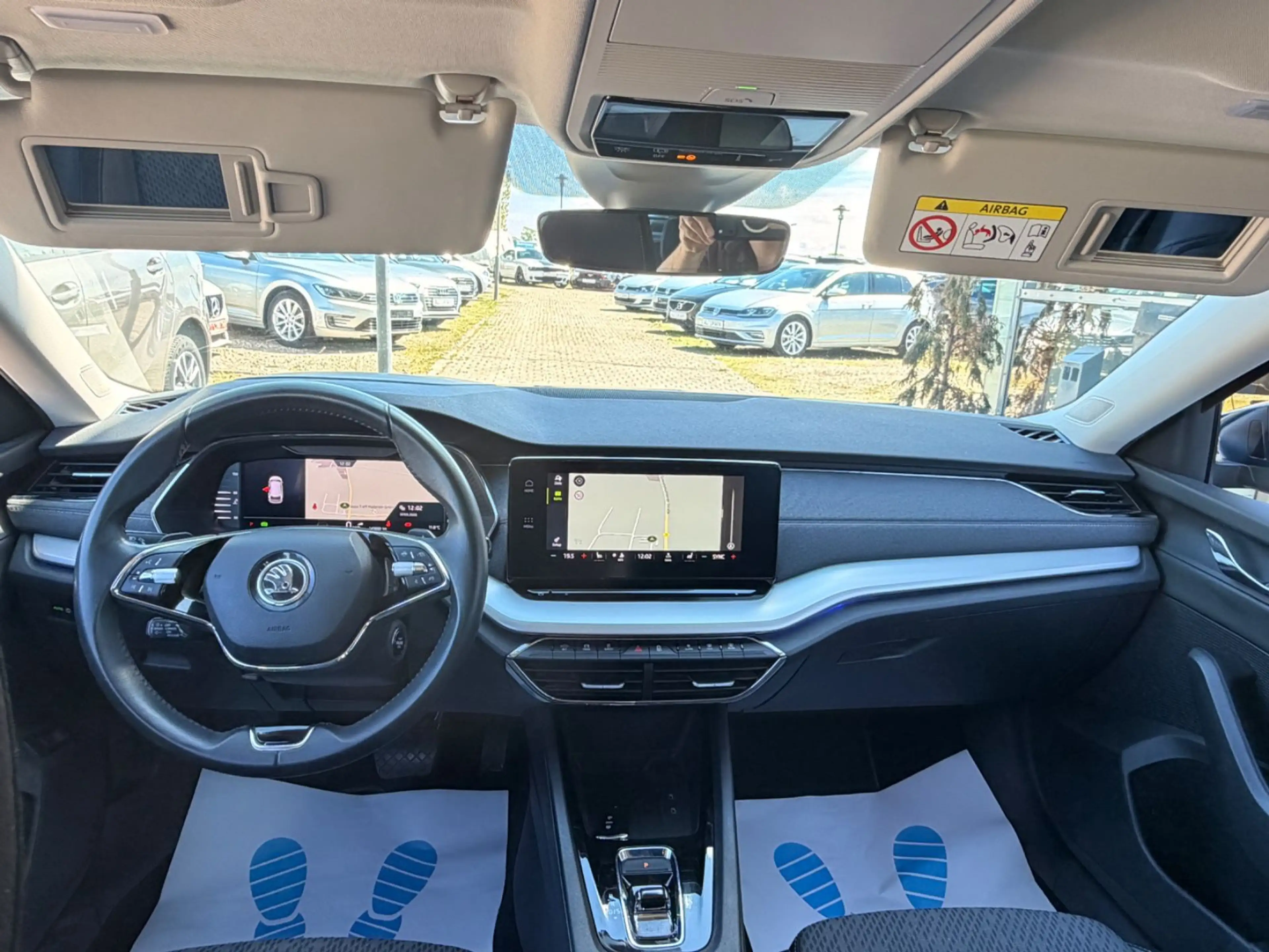 Skoda Octavia Combi Style *1.HAND*AHK*LED*HEAD UP* — photo 11