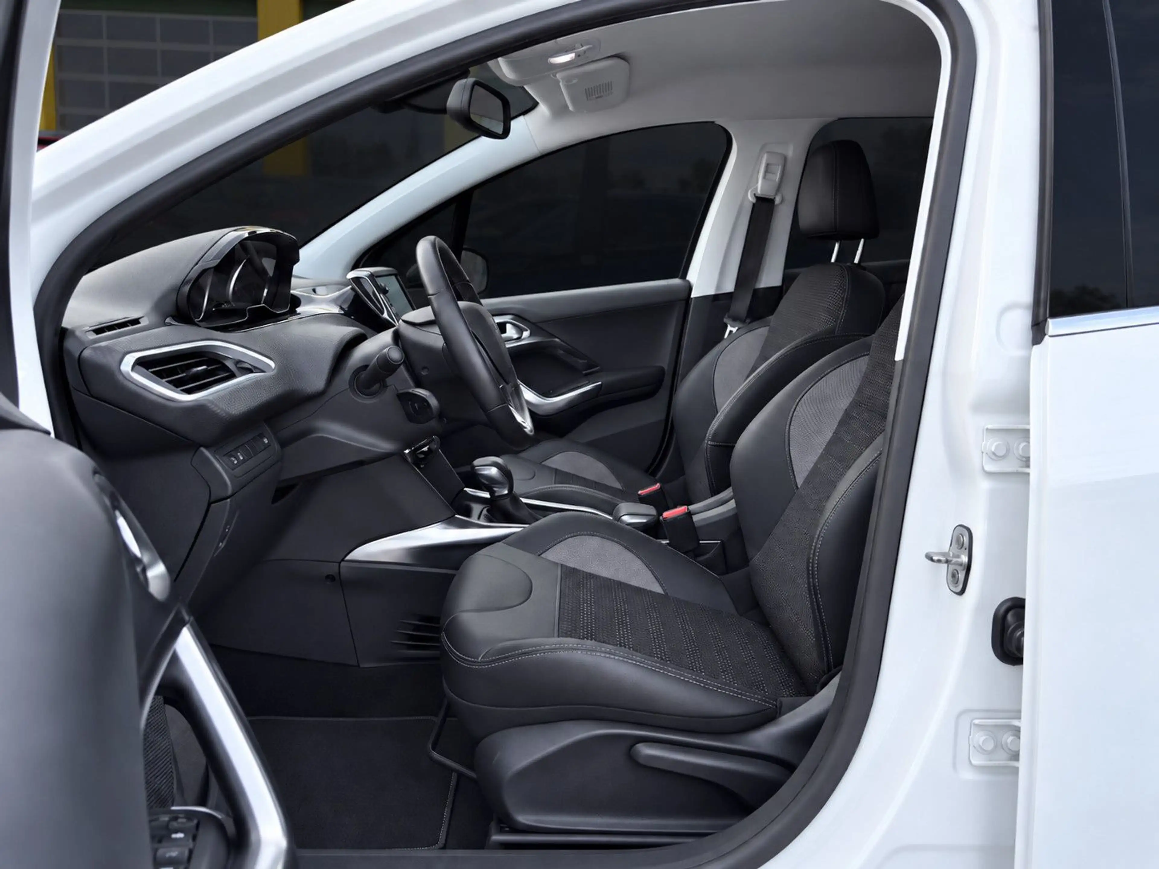 Peugeot 2008 Allure LED LEDER PDC TEMPO AMBIENTE 1.HAND — photo 3