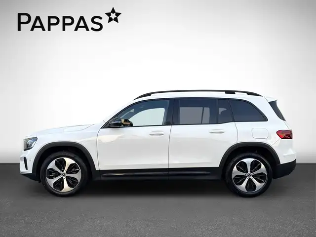 Mercedes-Benz GLB view 7