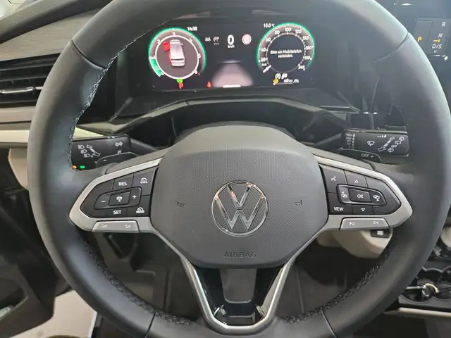 Volkswagen T7 Multivan Edition lang "7Sitze, AHV, Navi, Standheizung" Ansicht 10