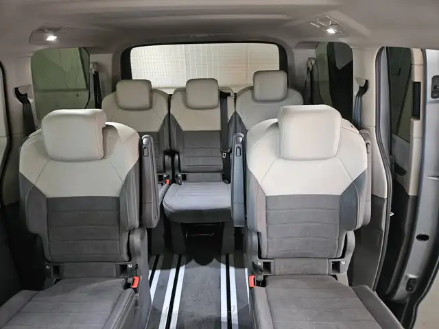 Volkswagen T7 Multivan Edition lang "7Sitze, AHV, Navi, Standheizung" Ansicht 7