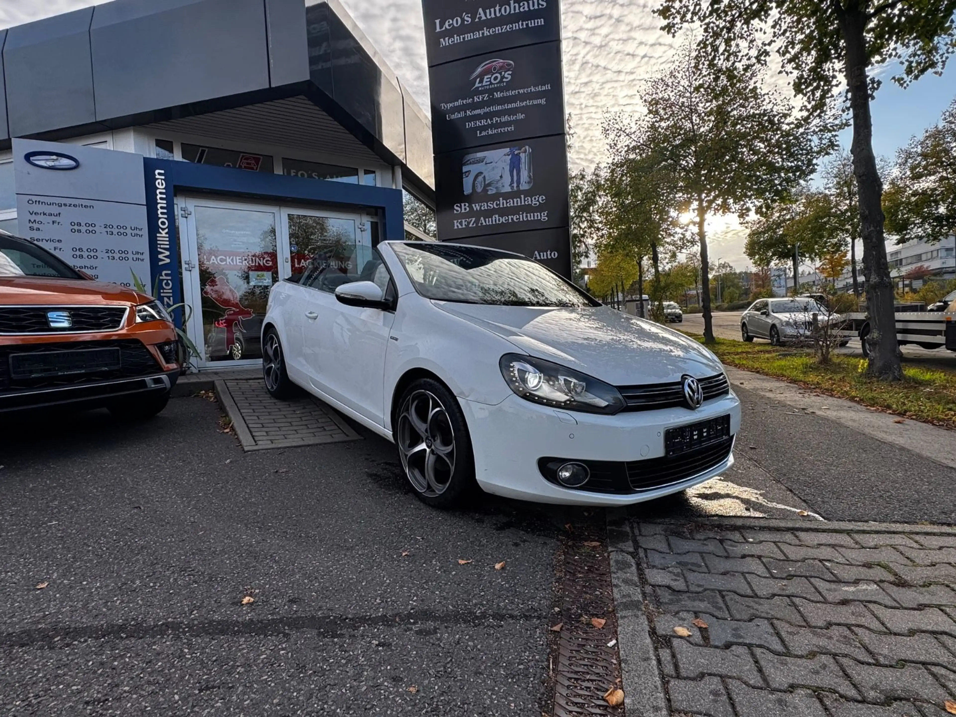 Volkswagen Golf VI Cabriolet Lounge BMT — photo 8