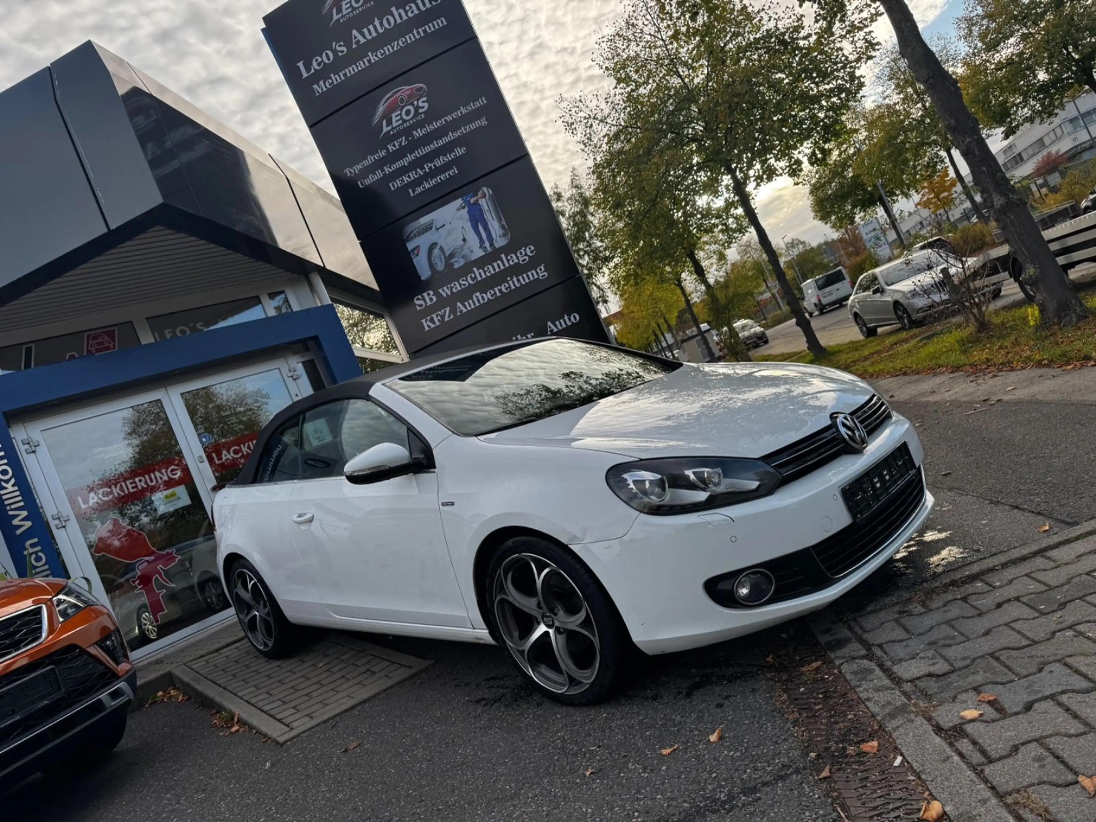 Volkswagen Golf VI Cabriolet Lounge BMT — photo 3