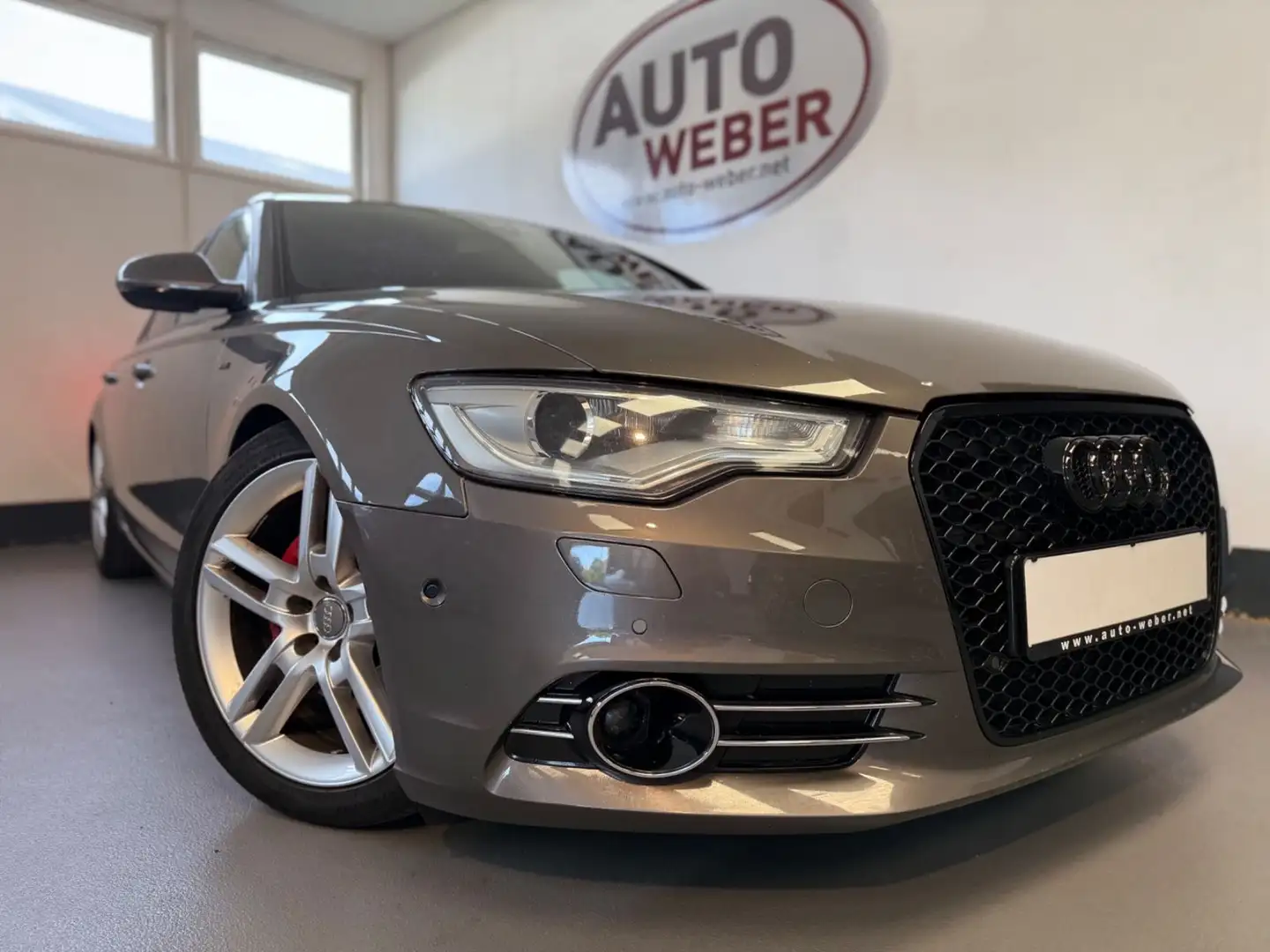 Audi A6 LIM 3.0 TDI QUATTRO*AUT*T.LED*NAVI*CAM*S-LINE Grau - 1