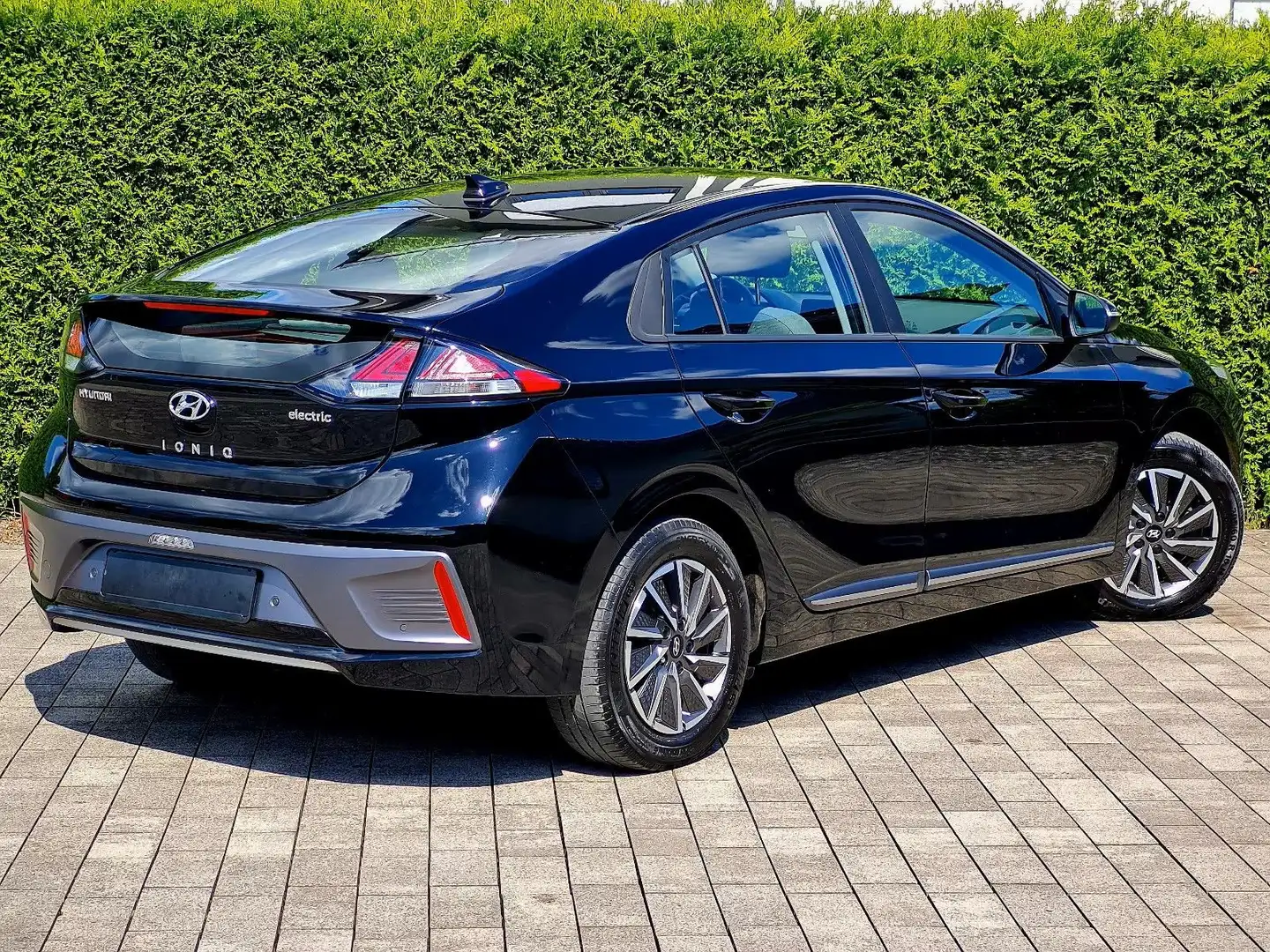 Hyundai IONIQ Elektro (1. Hand, Garantie, Kamera) Schwarz - 2