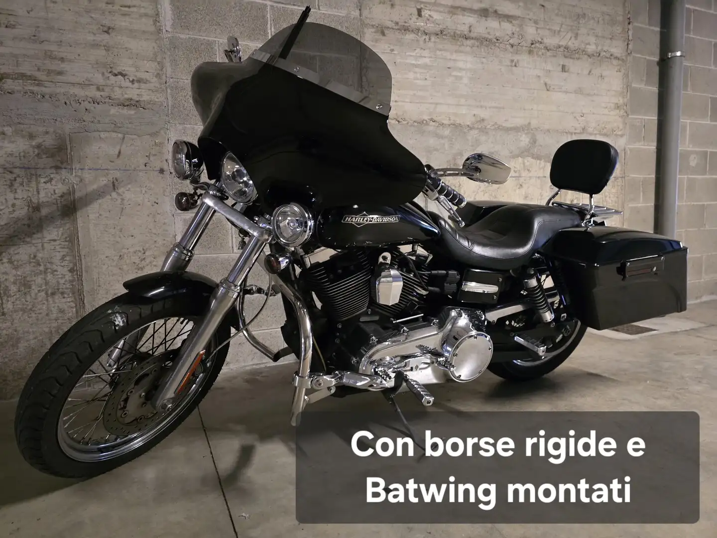 Harley-Davidson Dyna Super Glide FXDC Dyna Super Glide Custom Nero - 1