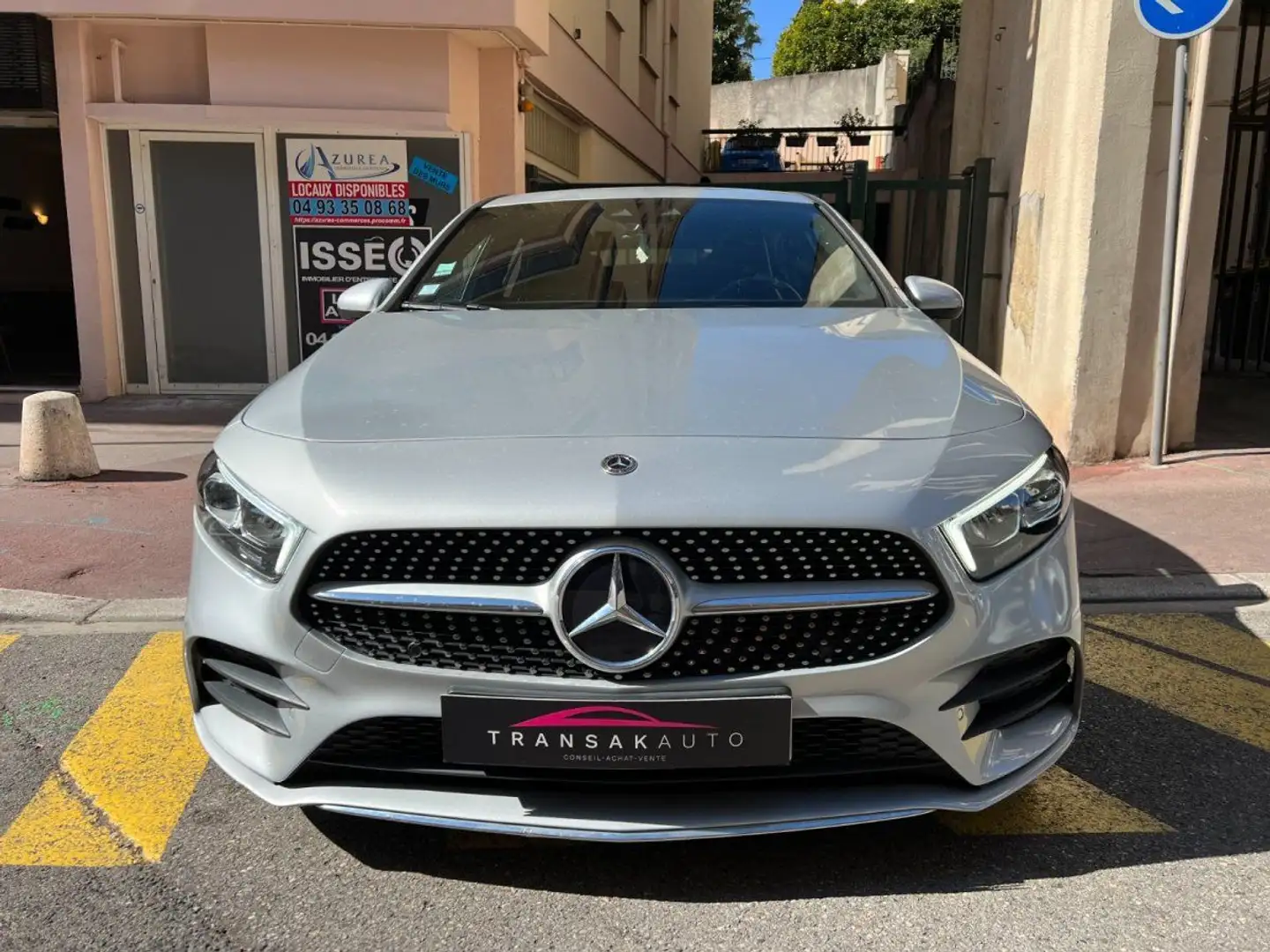 Mercedes-Benz A 190 220d 2.0d 190 CV 8G-DCT AMG Line Šedá - 2