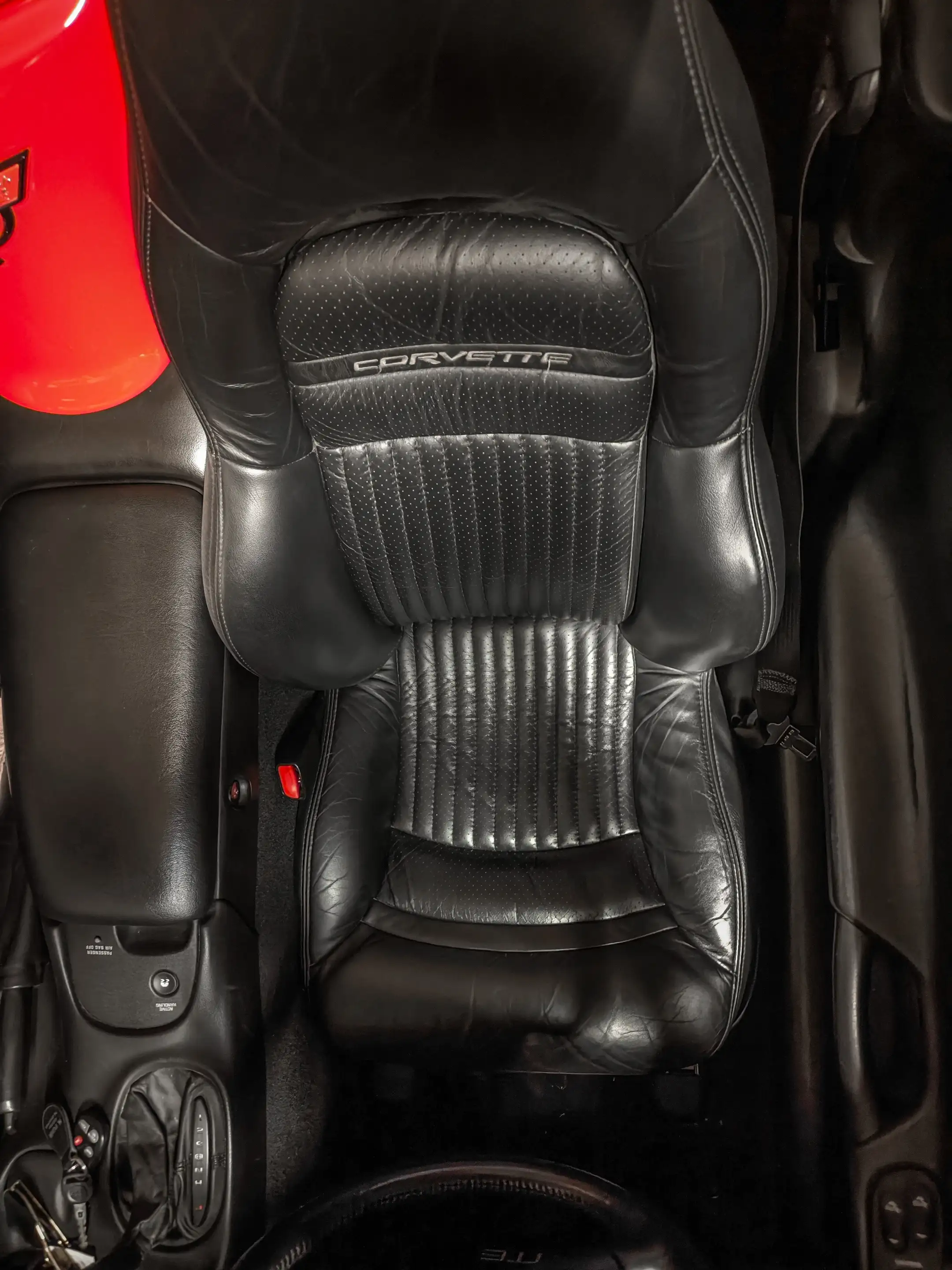 Chevrolet Corvette Corvette C5 im Originalzustand (nur 52 tkm / V8) — photo 10