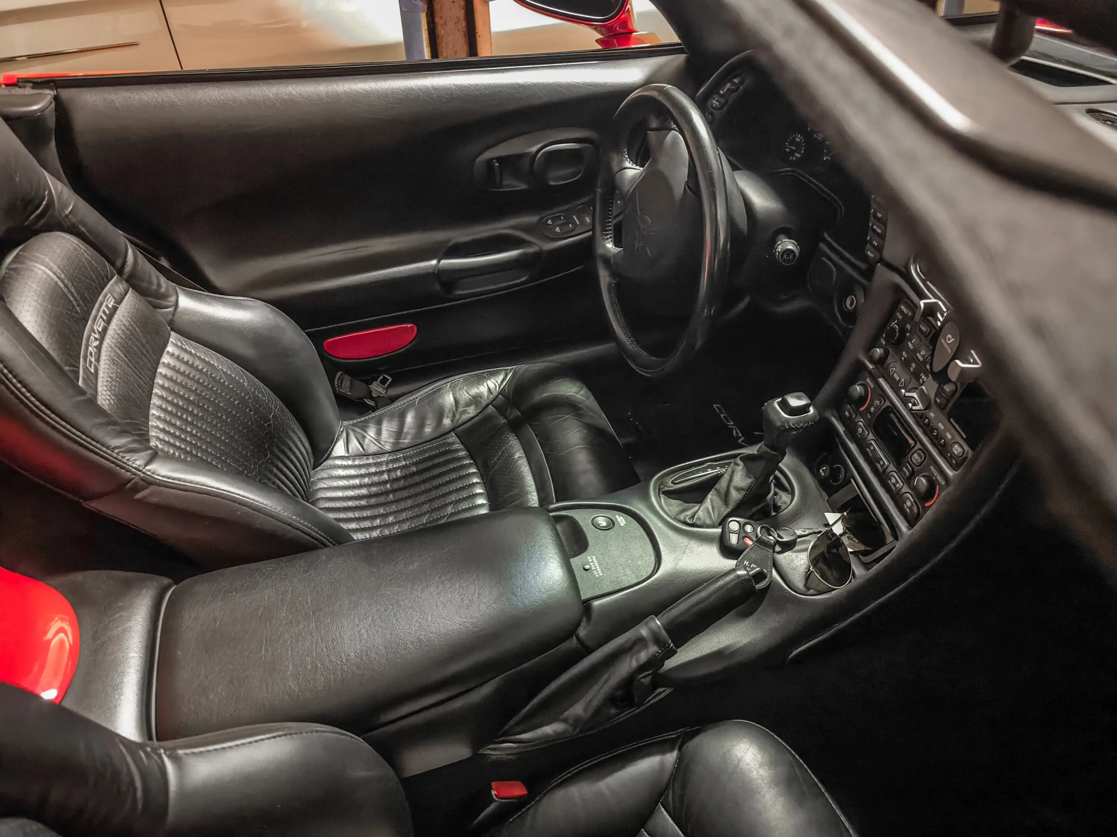 Chevrolet Corvette Corvette C5 im Originalzustand (nur 52 tkm / V8) — photo 9