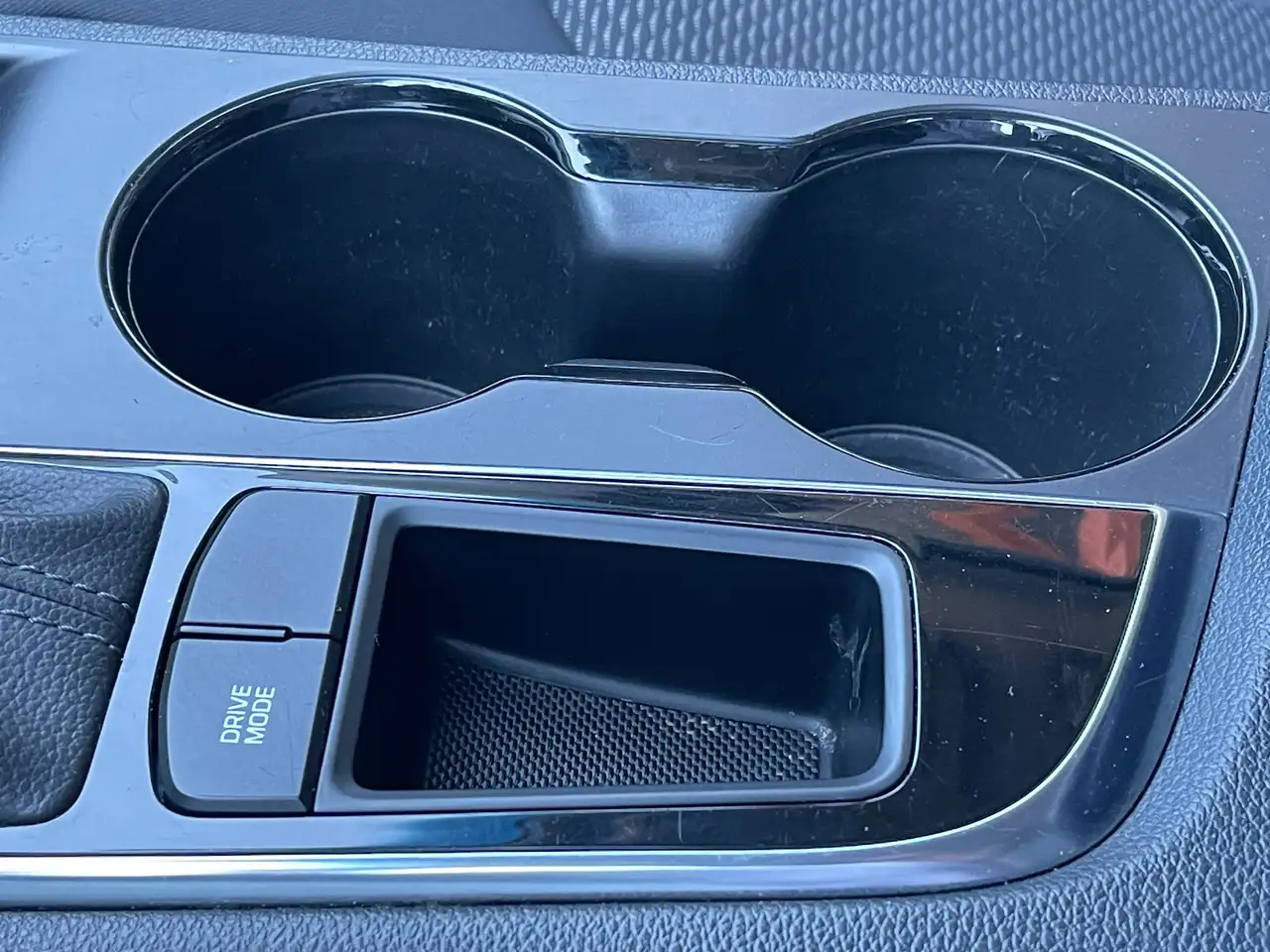 Hyundai SONATA снимка Hyundai SONATA