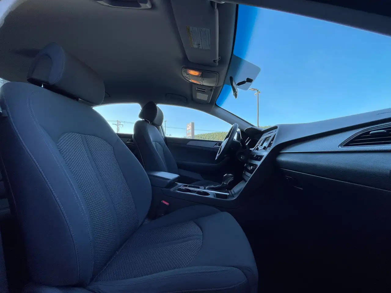 Hyundai SONATA снимка Hyundai SONATA