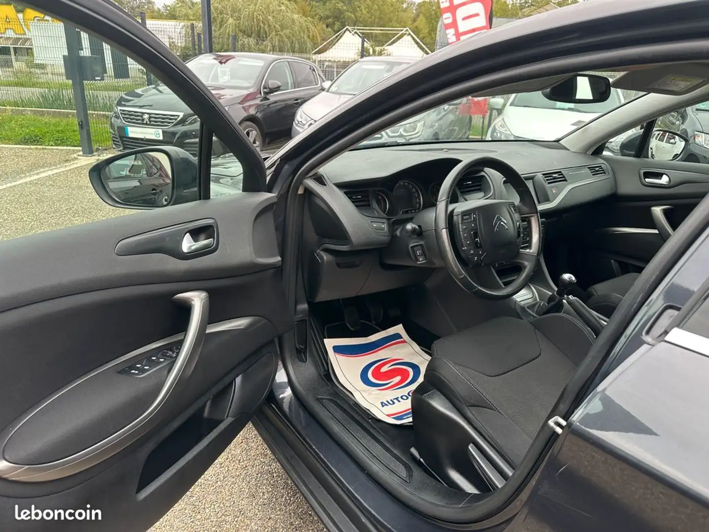 Citroen C5 1.6 Hdi 115Ch Business Zwart - 2