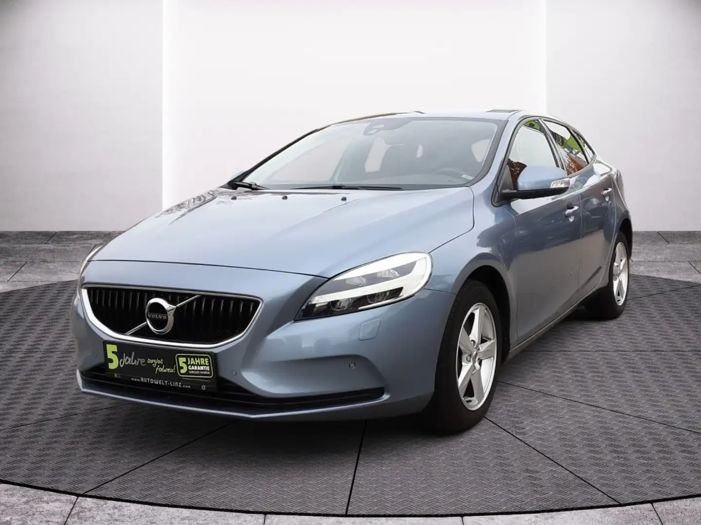 Volvo V40 D3 Aut. LED+SHZ+KlimaA+PDC+AUT Blau - 2