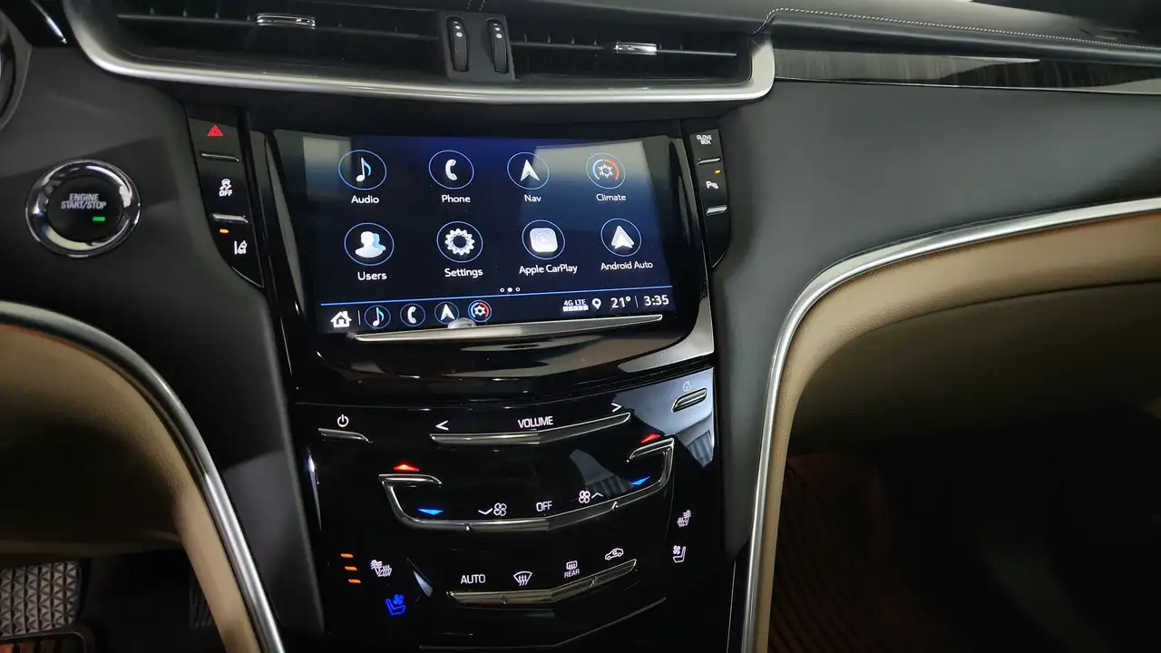Cadillac XTS снимка Cadillac XTS