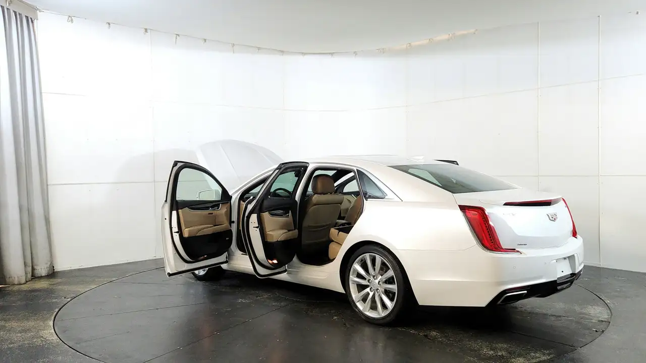 Cadillac XTS снимка Cadillac XTS