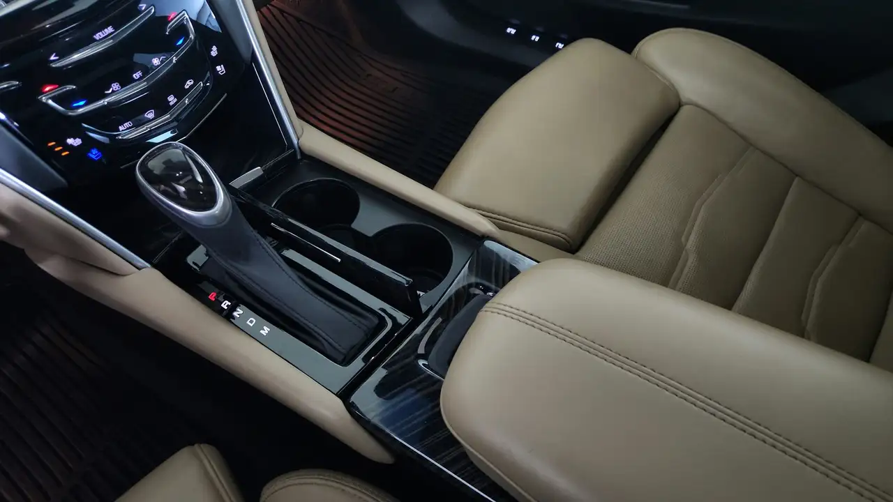 Cadillac XTS снимка Cadillac XTS